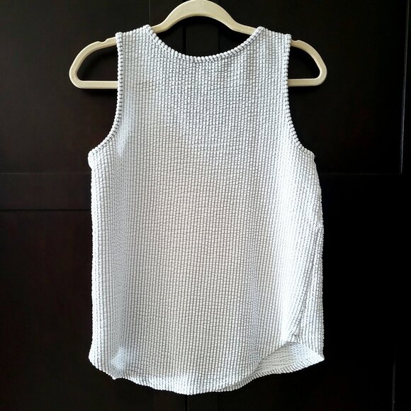 Green Envelope Top. Size M - Picture 2 of 5